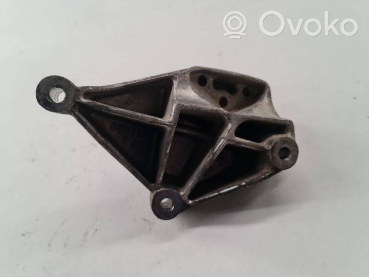 Volvo S40, V40 Support de boîte de vitesses 30611139