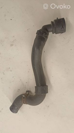 Volkswagen Golf IV Tuyau de liquide de refroidissement moteur 1J0122073A