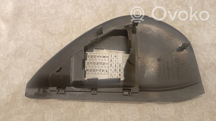 Volkswagen Golf IV Panelės apdailos skydas (šoninis) 1J1858247B