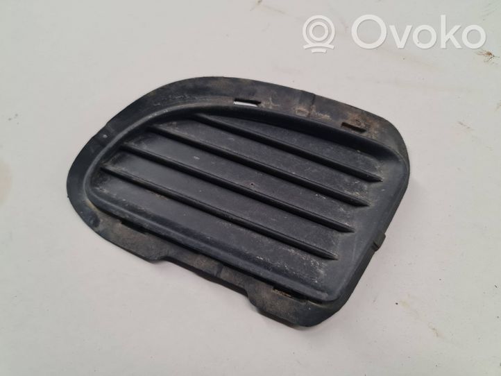 Fiat Grande Punto Kratka dolna zderzaka przedniego 735410808