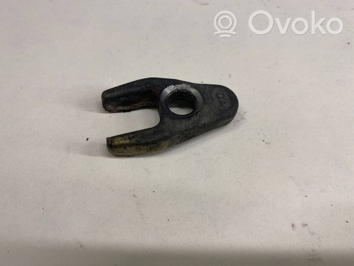 Renault Scenic II -  Grand scenic II Fuel Injector clamp holder 