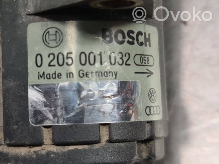 Audi A4 S4 B5 8D Czujnik położenia pedału gazu / przyspieszenia 0205001032