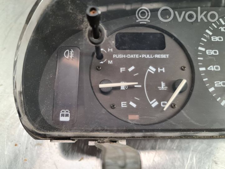 Mazda 323 F Speedometer (instrument cluster) 769905851