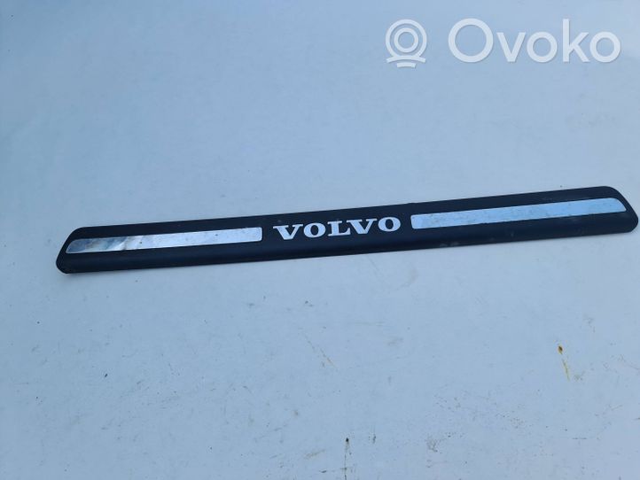 Volvo S60 Copertura del rivestimento del sottoporta anteriore 09178405