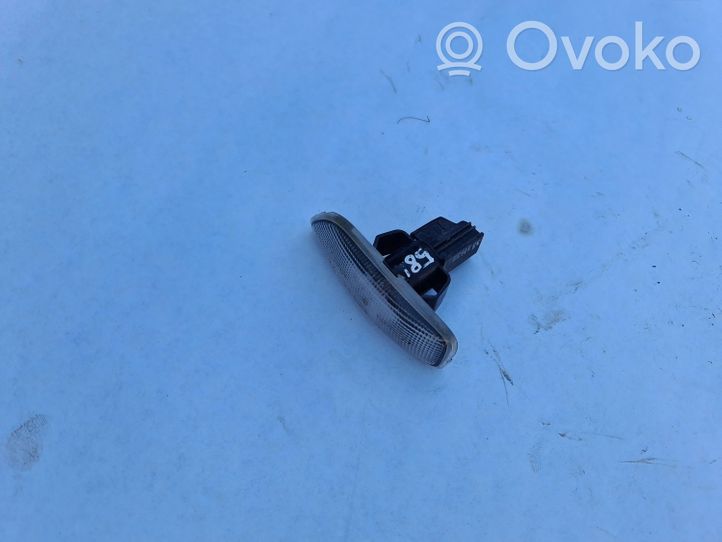 Volvo S60 Front fender indicator light 30722642