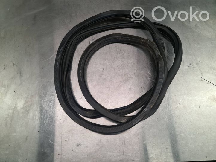 Volkswagen Caddy Front door rubber seal 2K0837911H