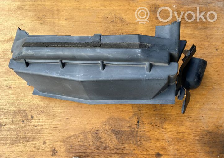 Volvo 480 Oro paėmimo kanalo detalė (-ės) 414761