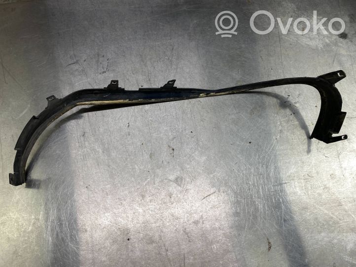 Volvo S60 Moulure sous phares 89002983
