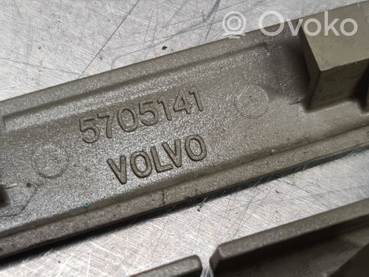 Volvo S60 Rivestimento cintura di sicurezza 5705141