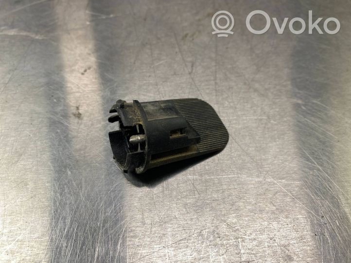 Volvo V70 Galinio žibinto detalė 152867