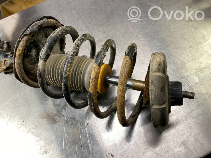 Volvo V70 Front coil spring 8646713