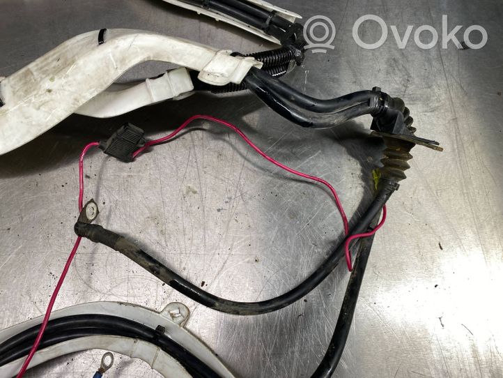 Volvo V70 Câble de batterie positif 08688689