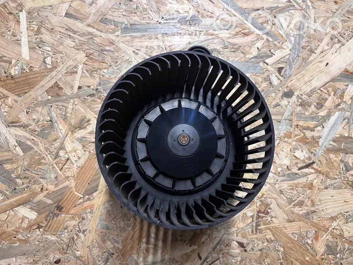 Jaguar S-Type Heater fan/blower 4R8H19846AA