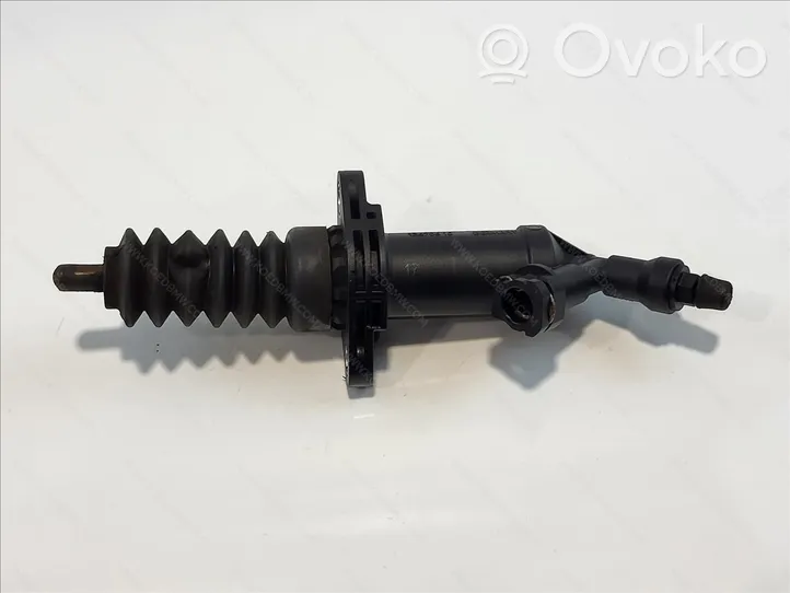 BMW 3 F30 F35 F31 Cilindro secondario della frizione 21526795711