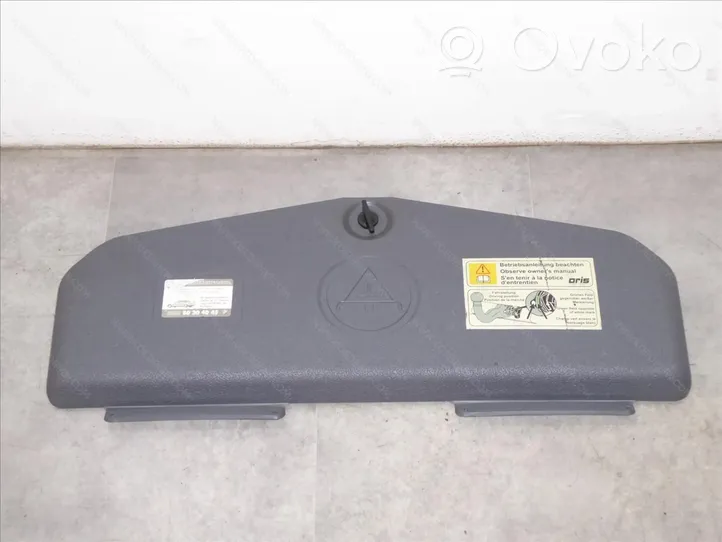 BMW 7 E38 Cassetta degli attrezzi 71111182774