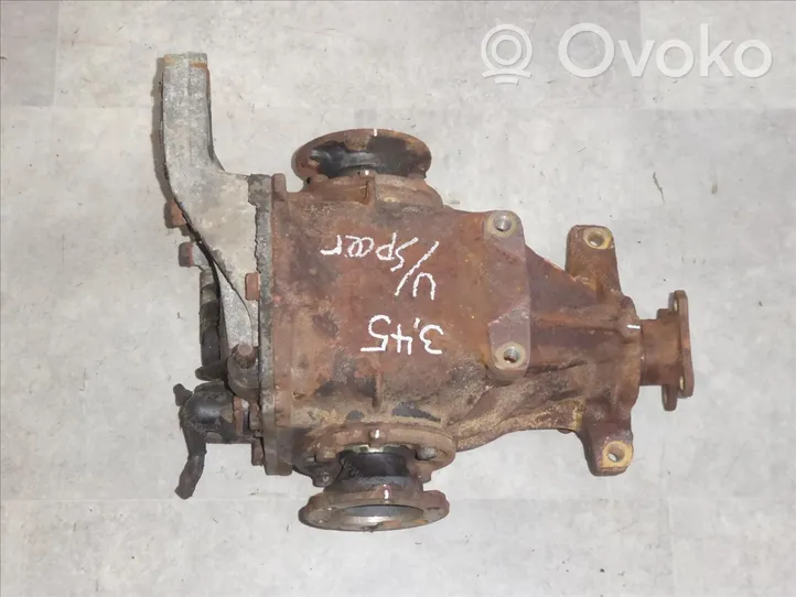 BMW 3 E30 Mechanizm różnicowy tylny / Dyferencjał 33101210346