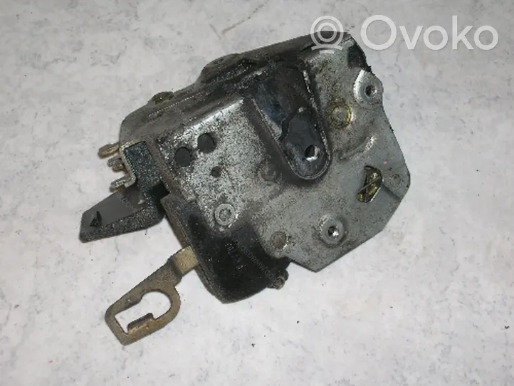 BMW 3 E36 Actionneur de loquet de verrouillage de porte à fermeture en douceur porte avant 51218122417