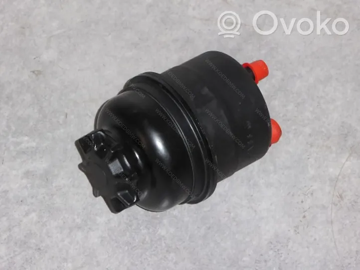 BMW 7 E38 Power steering fluid tank/reservoir 32416851217