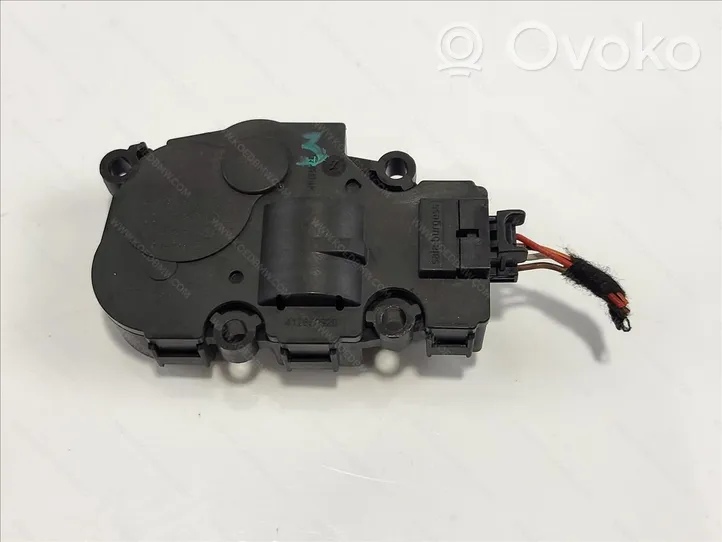 BMW 5 G30 G31 Motorino attuatore ricircolo aria dell’A/C 64119384023