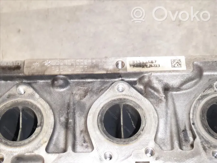 BMW 5 F10 F11 Culasse moteur 11127807641