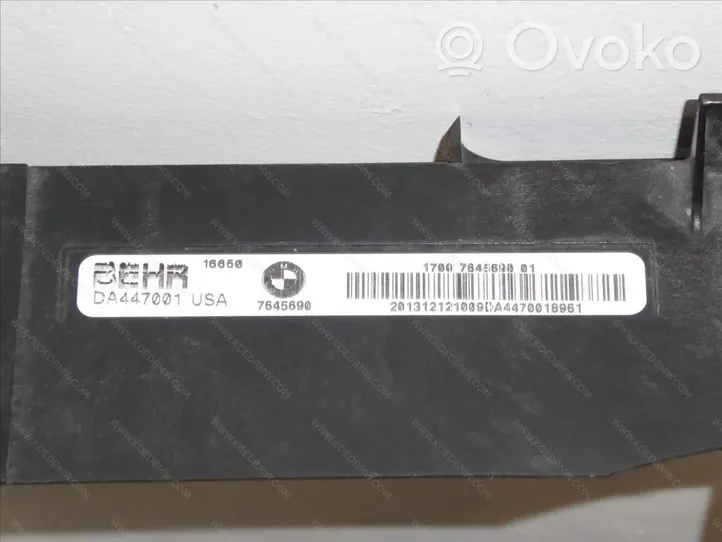 BMW X6 F16 Радиатор (ы) держатель / кронштейн 17117645686