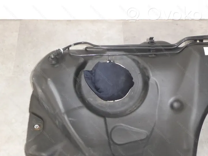 BMW 7 E65 E66 Réservoir de carburant 16116760647