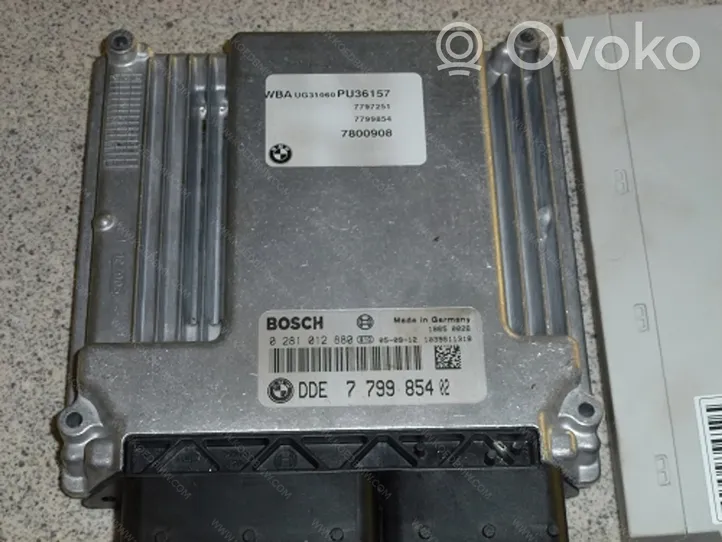 BMW 1 E81 E87 Calculateur moteur ECU 13617808124