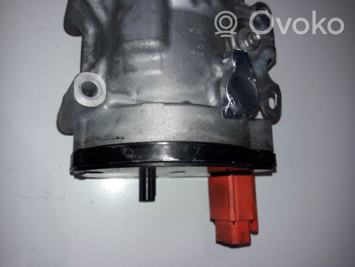 Toyota Prius (XW50) Air conditioning (A/C) compressor (pump) 0424000021