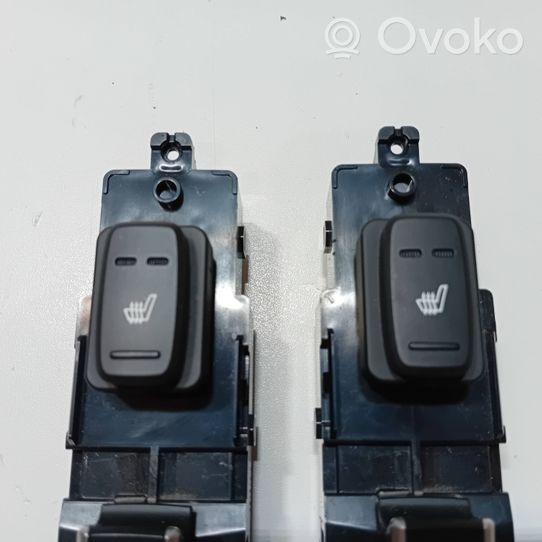 KIA Sorento Electric window control switch 