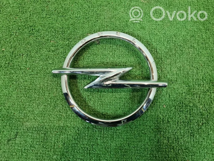 Opel Astra K Logotipo/insignia/emblema del fabricante 39130524