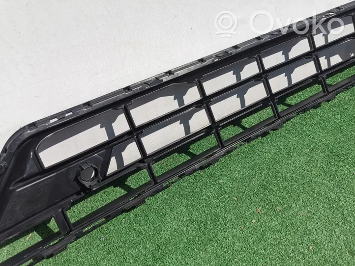 Volvo XC60 Front bumper lower grill 32234933