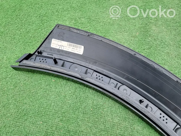 Volvo XC60 Modanatura separatore del paraurti anteriore 31650202