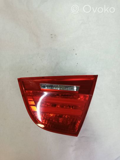 BMW 3 E90 E91 Lampy tylnej klapy bagażnika 7289428