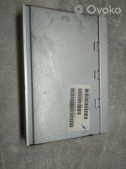 Chrysler 300 - 300C Amplificateur de son 05064118AC
