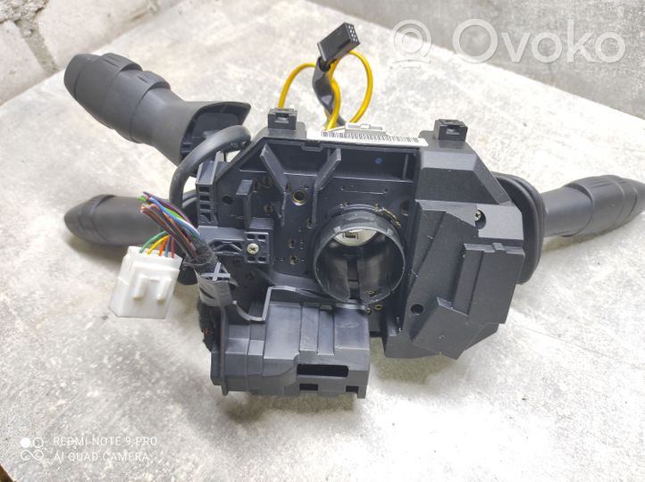 Fiat Stilo Leva/interruttore dell’indicatore di direzione e tergicristallo 47143