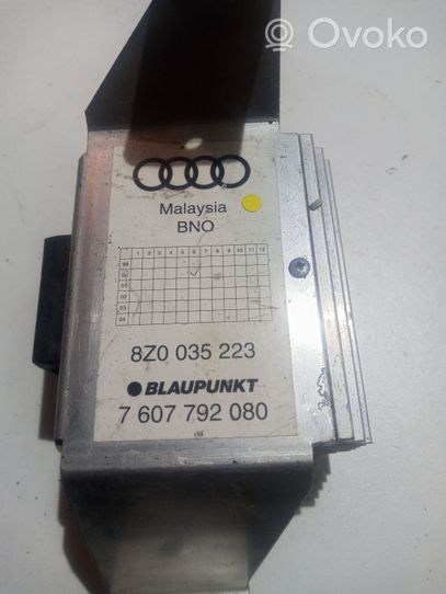 Audi A2 Wzmacniacz audio 8Z0035223