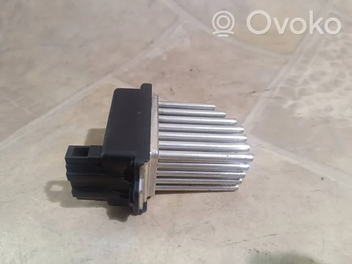 Audi A6 S6 C5 4B Résistance moteur de ventilateur de chauffage 4B0820521