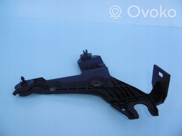 Volvo S60 Air filter cleaner box bracket assembly 30636575