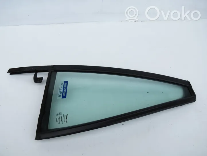 Volvo XC90 Vetro del finestrino della portiera posteriore 