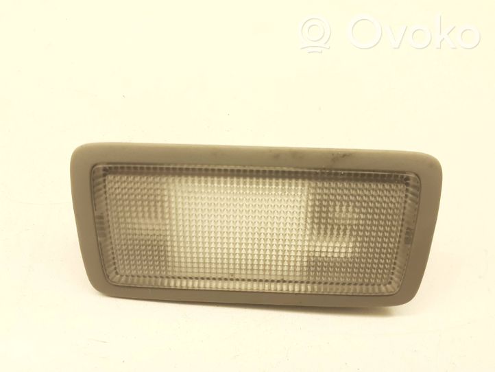 Toyota Avensis T270 Illuminazione sedili anteriori 8134030100