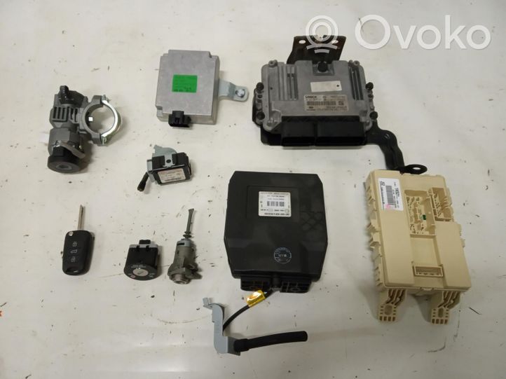 Hyundai ix20 Kit centralina motore ECU e serratura 39140-2A010