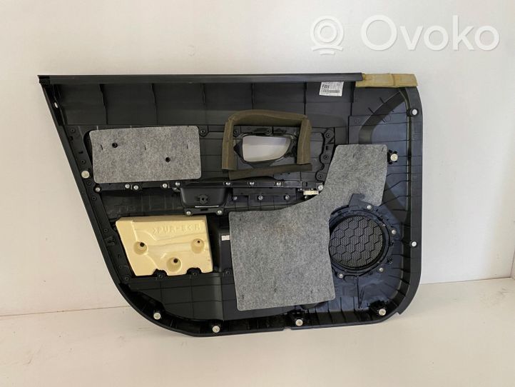 KIA Soul Rivestimento del pannello della portiera anteriore 