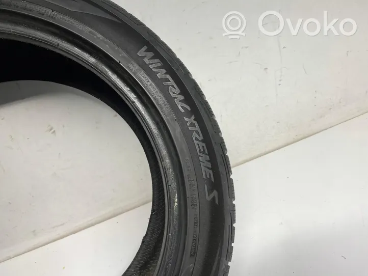 Mercedes-Benz E AMG W213 R18 winter tire 