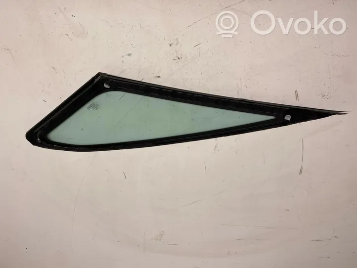 KIA Venga Rear side window/glass 