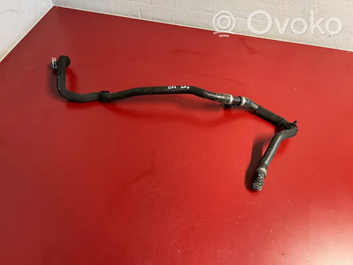 BMW X4 G02 Moottorin vesijäähdytyksen putki/letku 6993464