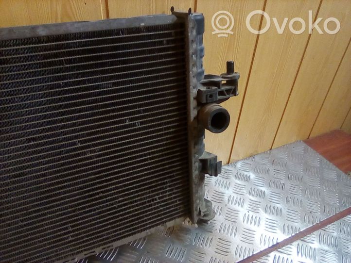 Opel Combo C Radiatore di raffreddamento PA66GF30