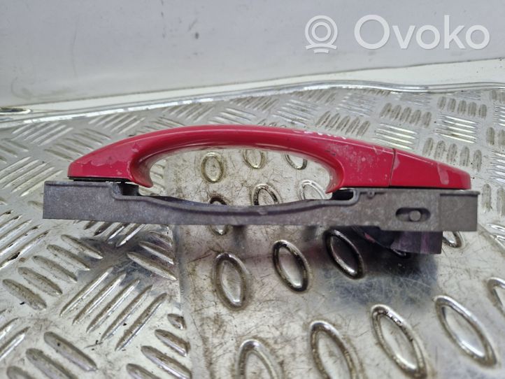 Volkswagen New Beetle Front door exterior handle 