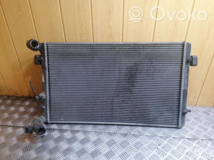 Volkswagen Bora Radiateur de refroidissement 1J0121253AD