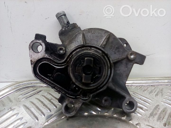 Volkswagen Bora Vacuum pump 038145101B