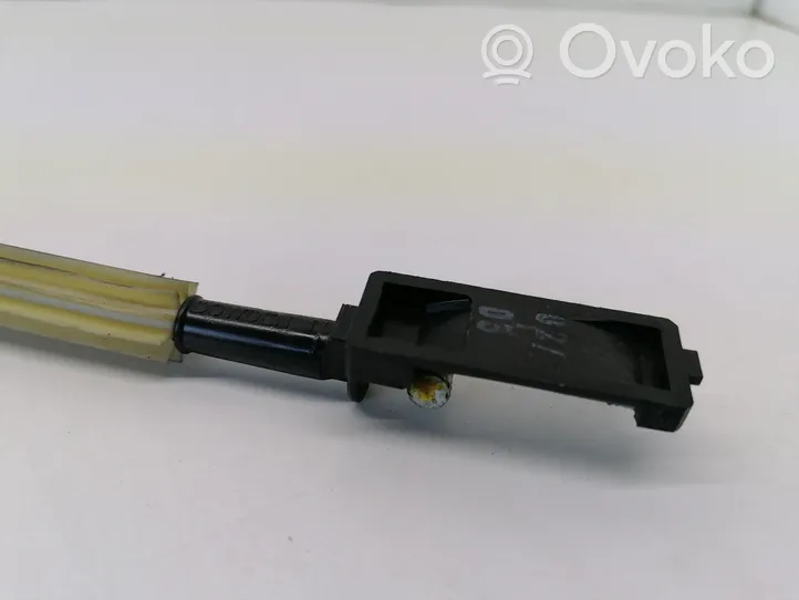 Volvo V70 Rear door lock 8650554